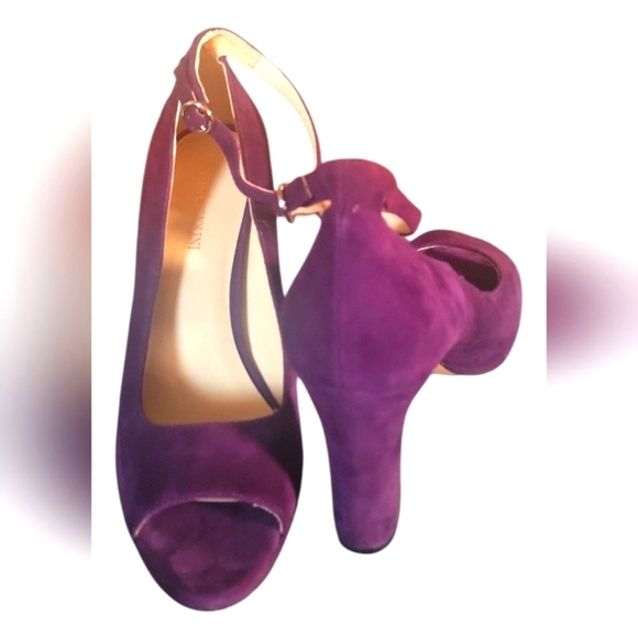 Enzo Angiolini Women's Ankle Buckle Strap Purple Suede Size 7.5 - Picture 3 of 9